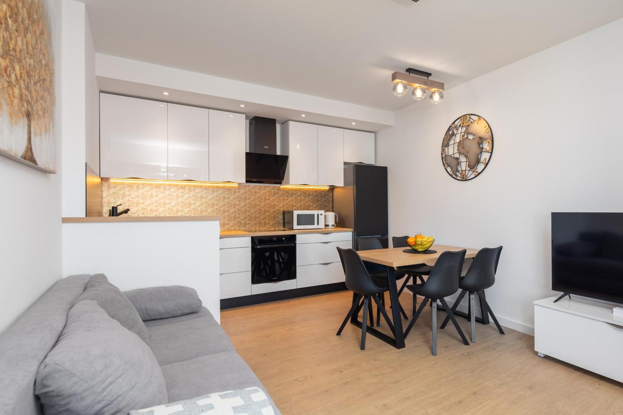 East Side Apartment Omis Bagian luar foto