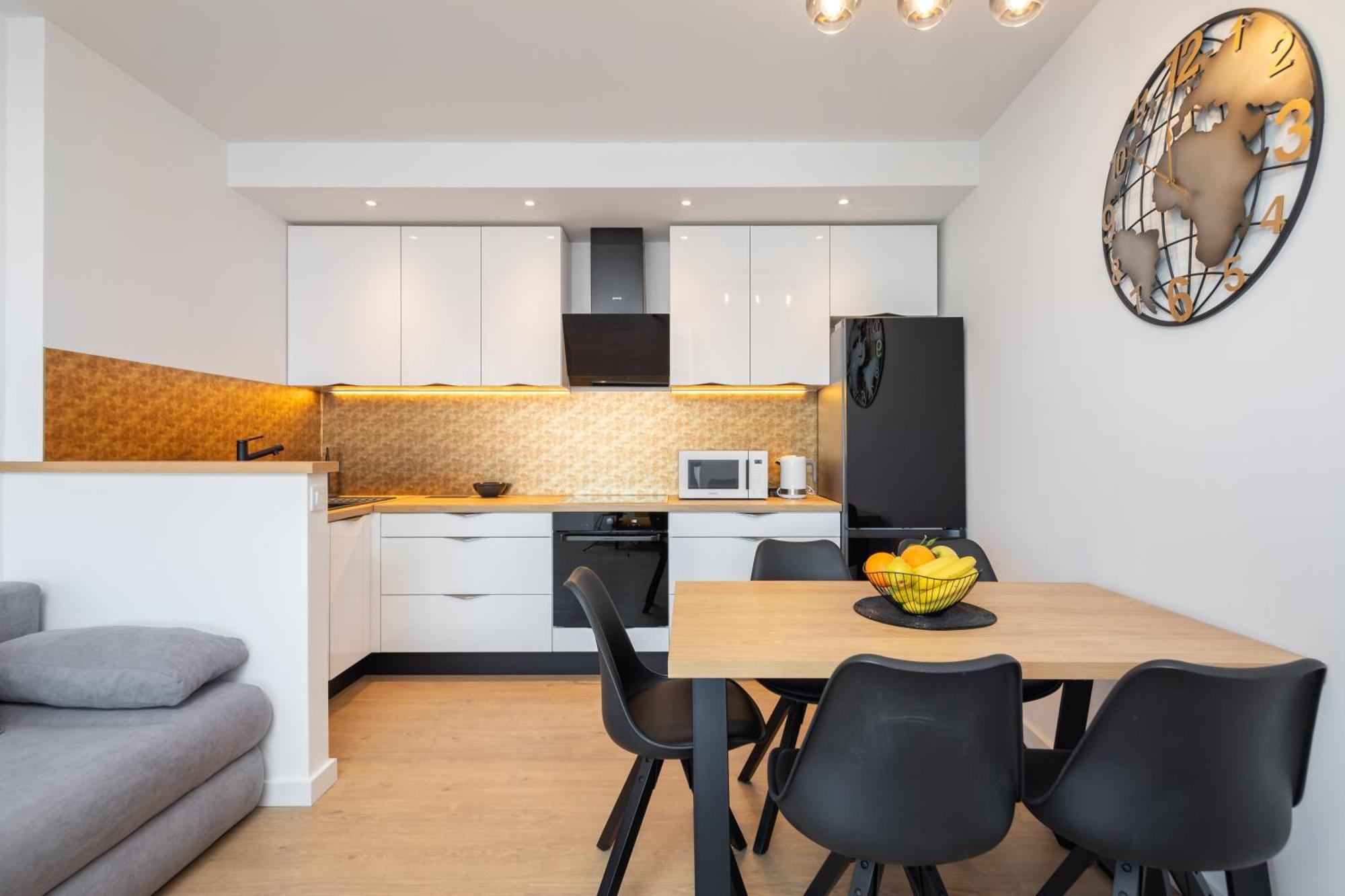 East Side Apartment Omis Bagian luar foto